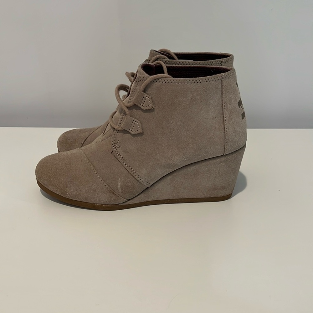 Toms Suede Wedge Boots